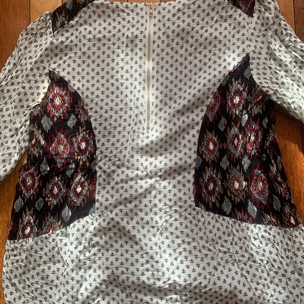 THML Blouse - Picture 5 of 7